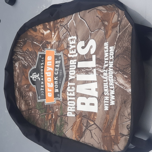 Other - Great condition Ergodyne tenacious work gear large camo backpack